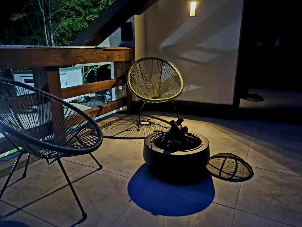 Vila Blanc Valiug Crivaia Bagian luar foto