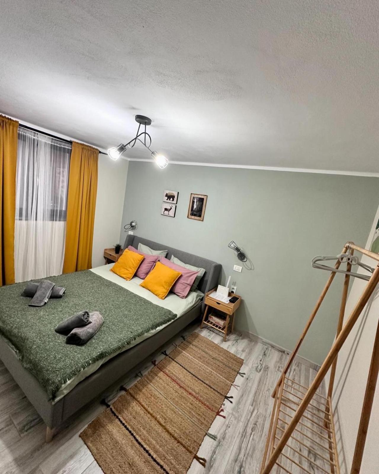 Vila Blanc Valiug Crivaia Bagian luar foto